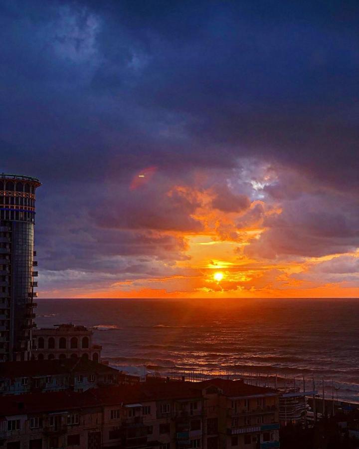 Orbi City Apartment Batumi Exterior photo